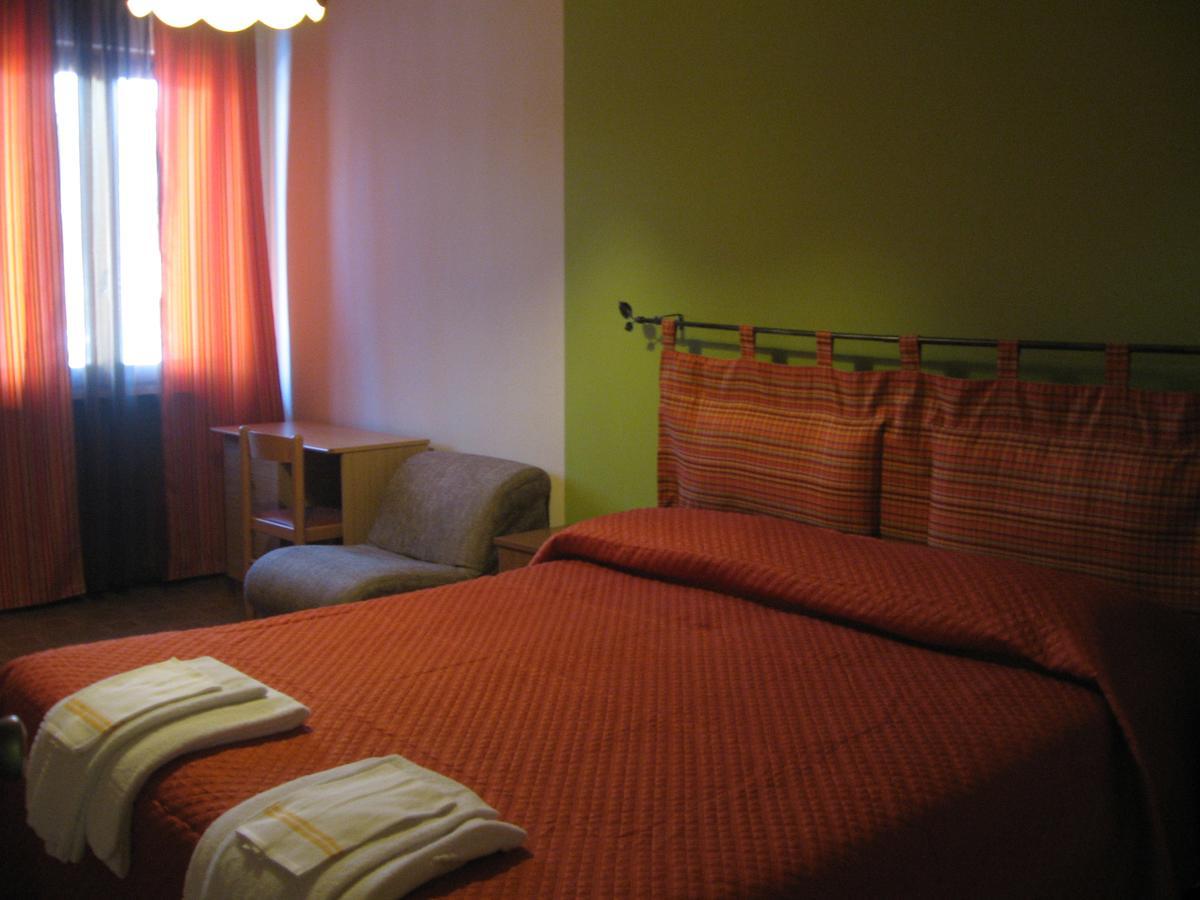 Albergo Rifugio Montecucco Piampaludo Luaran gambar