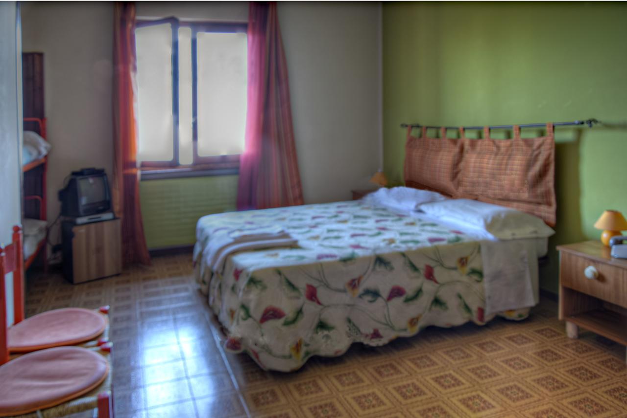 Albergo Rifugio Montecucco Piampaludo Luaran gambar
