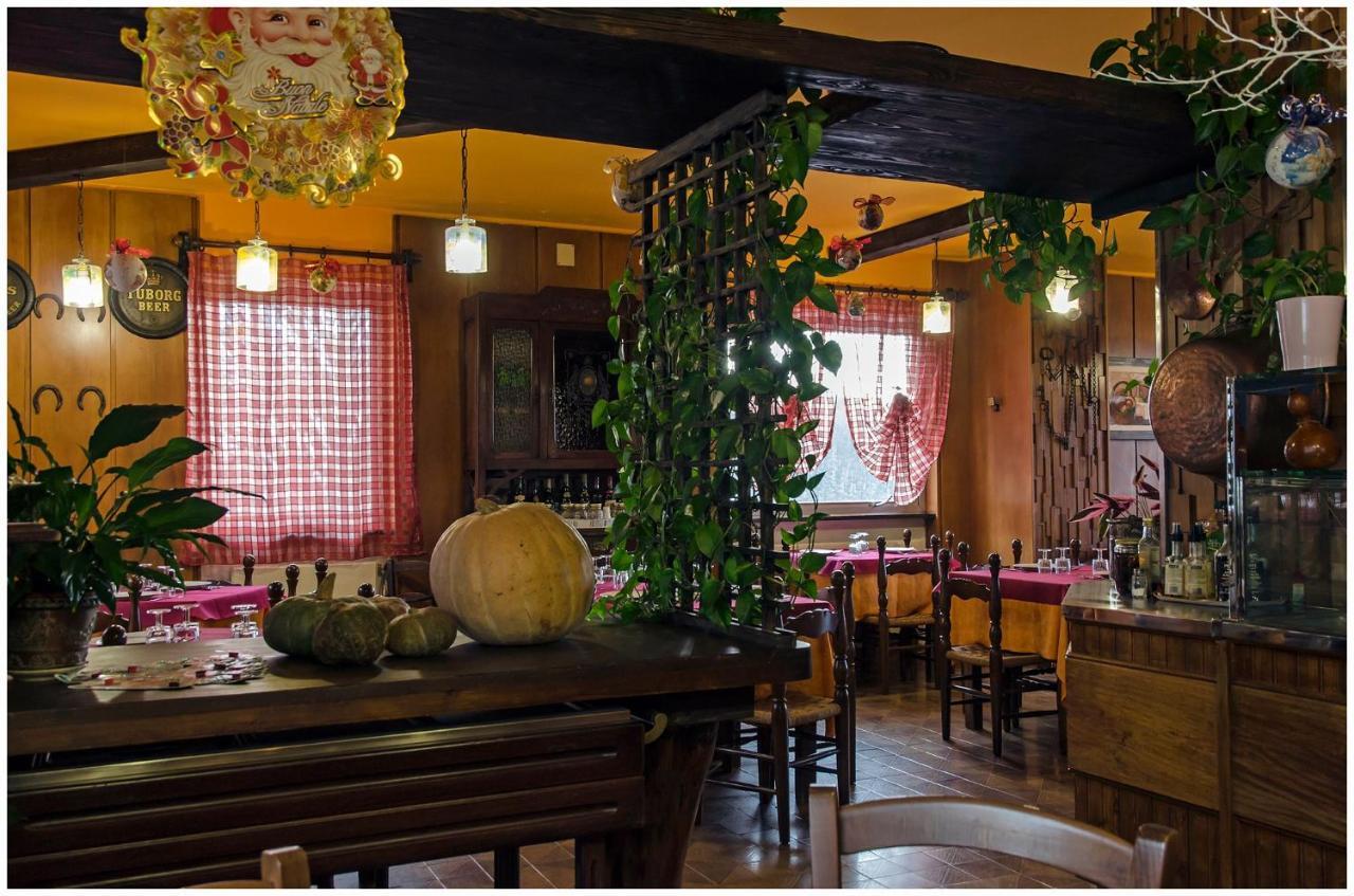 Albergo Rifugio Montecucco Piampaludo Luaran gambar